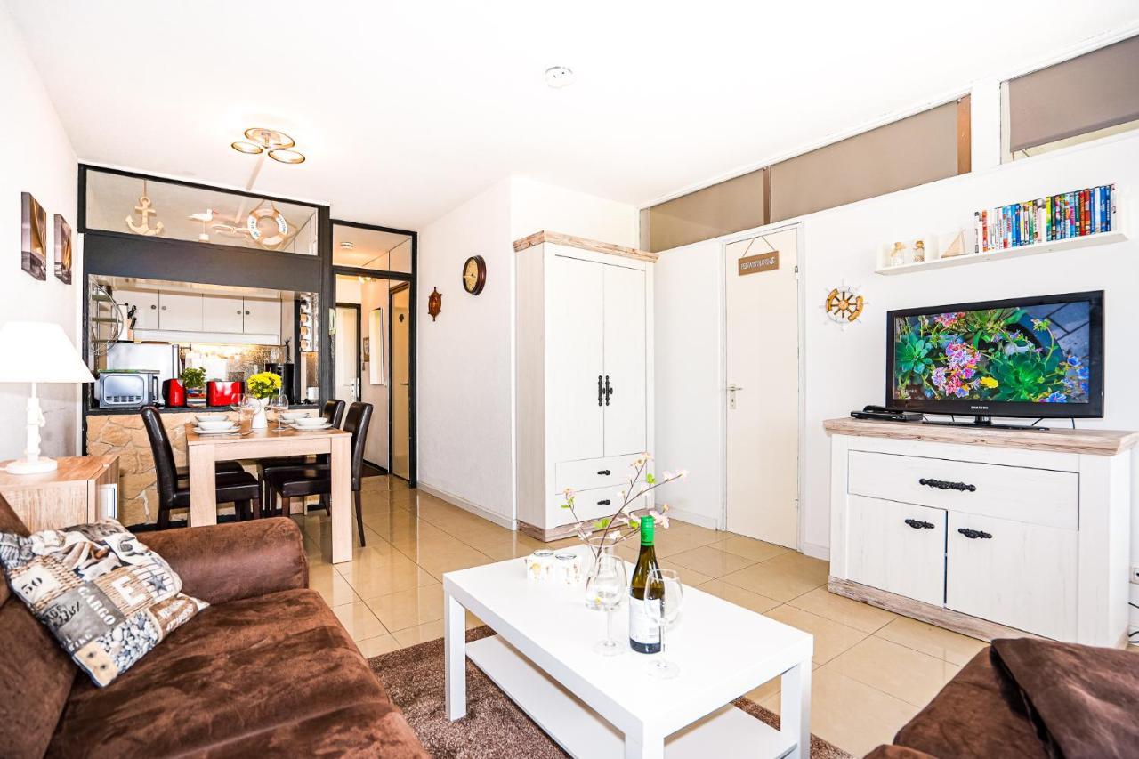 Fewo Poseidon, Ostsee-Familienurlaub Am Hansapark Mit Schwimmbad Apartment Sierksdorf Luaran gambar